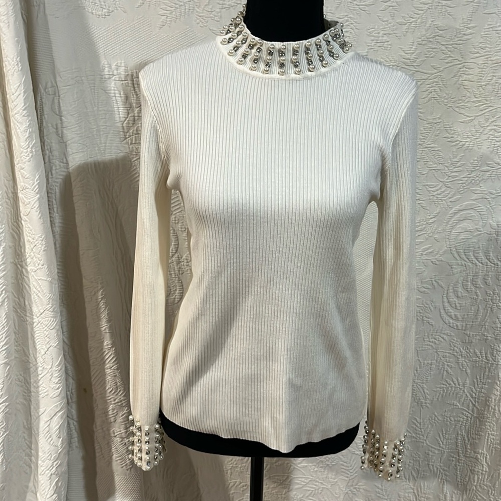Adriannaโ Papell jeweled mock neck top, size small